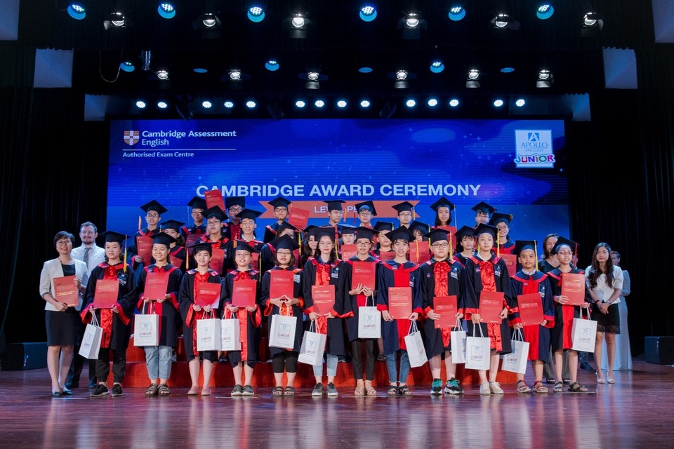 Nhận chứng chỉ tiếng Anh có giá trị vĩnh viễn trên toàn thế giới, học viên Apollo English giành ưu thế trong các kỳ thi - 2 Nhận chứng chỉ tiếng Anh có giá trị vĩnh viễn trên toàn thế giới, học viên Apollo English giành ưu thế trong các kỳ thi - 2