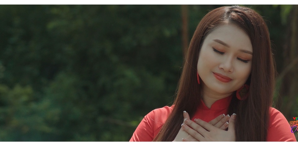 Nghe Sao Mai Thanh Quý thủ thỉ, ngọt ngào hát “Nhớ tiếng mẹ ru” - 1 Nghe Sao Mai Thanh Quý thủ thỉ, ngọt ngào hát “Nhớ tiếng mẹ ru” - 1