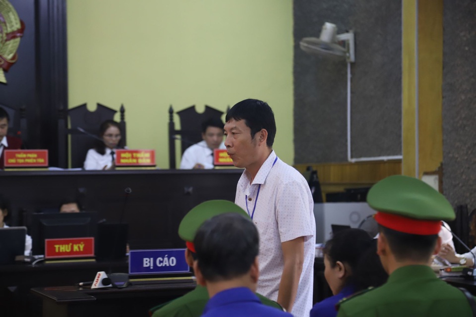 Xử vụ gian lận thi ở Sơn La: Đưa 1 tỉ chỉ để nhờ xem điểm(?) - 1 Xử vụ gian lận thi ở Sơn La: Đưa 1 tỉ chỉ để nhờ xem điểm(?) - 1