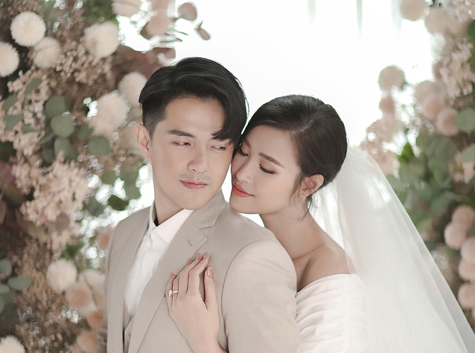 Đông Nhi - Ông Cao Thắng khoe ảnh cưới ngọt ngào - 4 Đông Nhi - Ông Cao Thắng khoe ảnh cưới ngọt ngào - 4