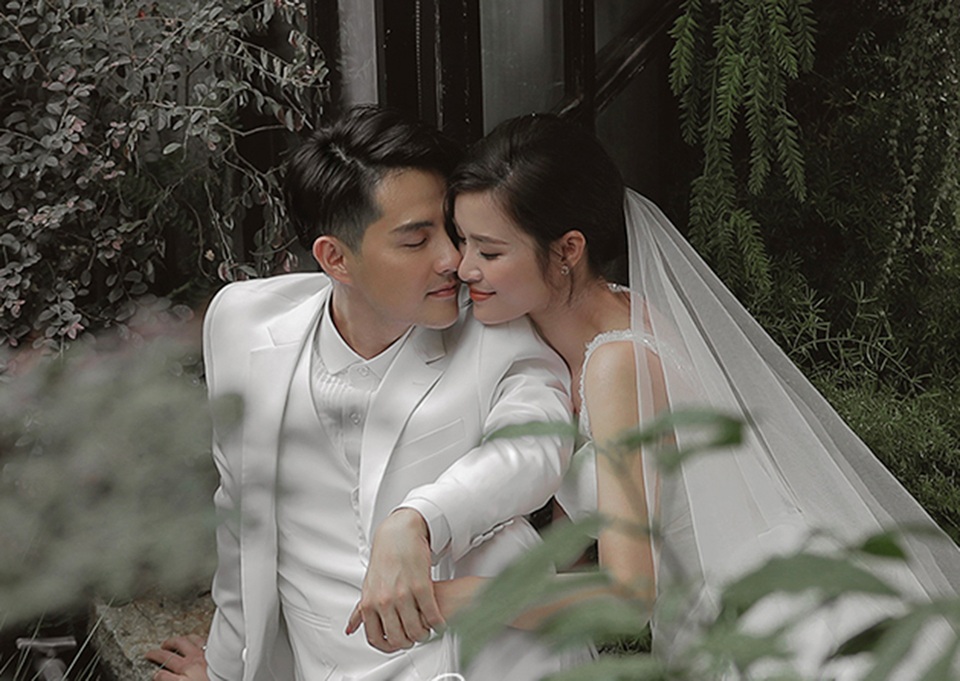 Đông Nhi - Ông Cao Thắng khoe ảnh cưới ngọt ngào - 5 Đông Nhi - Ông Cao Thắng khoe ảnh cưới ngọt ngào - 5