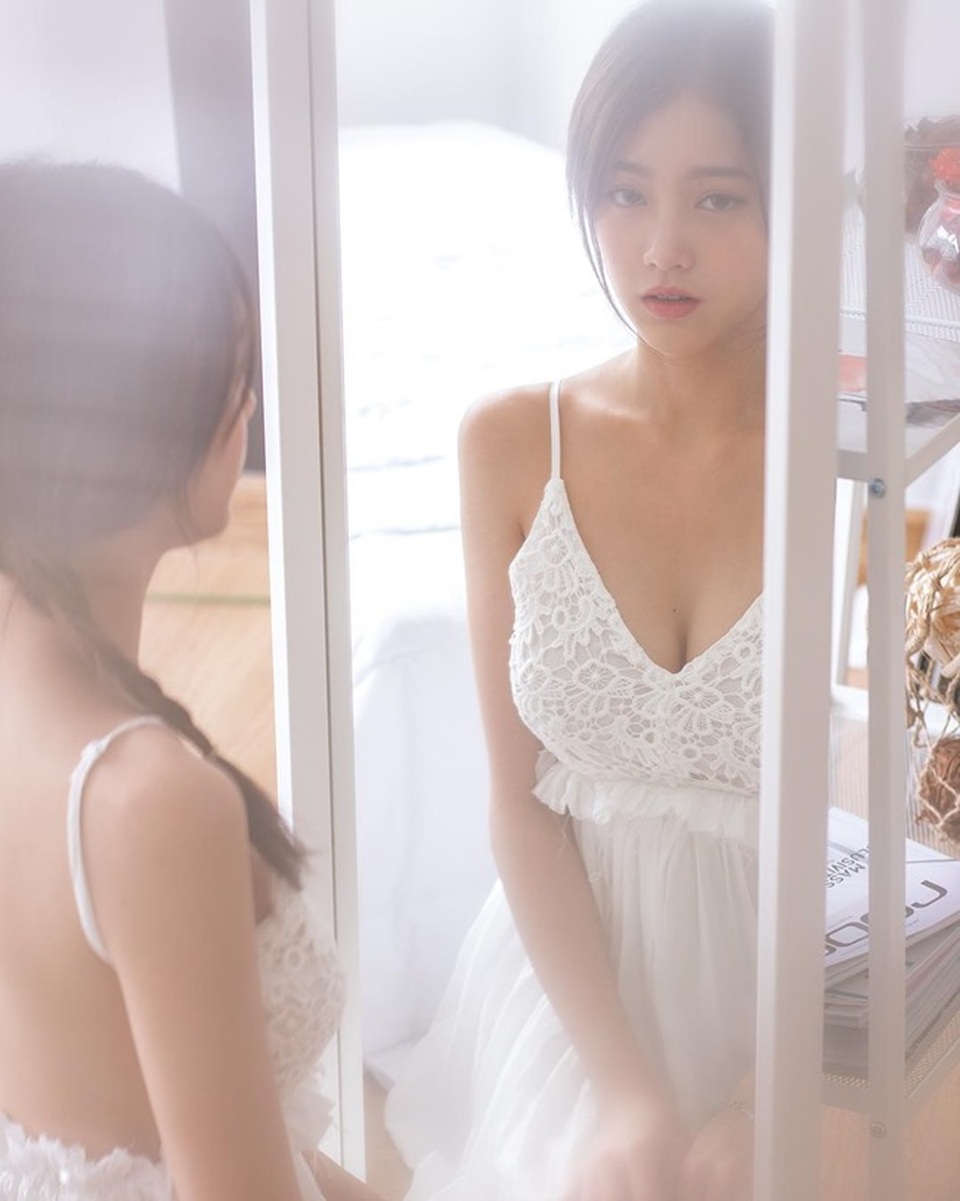 Hot girl Thái Lan quyến rũ hơn khi đổi style không mặc đồng phục - 15 Hot girl Thái Lan quyến rũ hơn khi đổi style không mặc đồng phục - 15