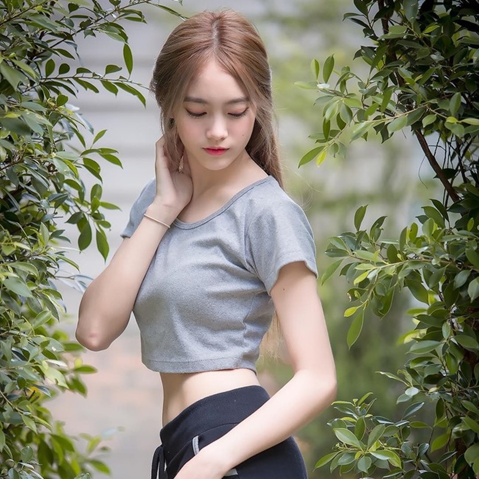 Hot girl Thái Lan quyến rũ hơn khi đổi style không mặc đồng phục - 16 Hot girl Thái Lan quyến rũ hơn khi đổi style không mặc đồng phục - 16