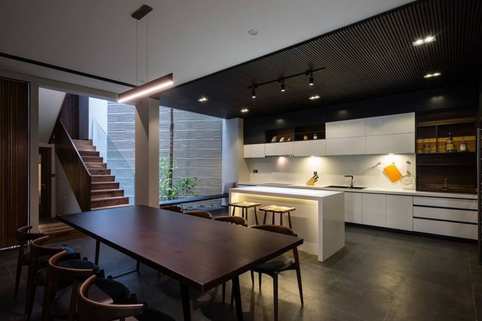 Kiểu biệt thự 3 tầng mới lạ có vẻ đẹp thôi miên - 4 Kiểu biệt thự 3 tầng mới lạ có vẻ đẹp thôi miên - 4