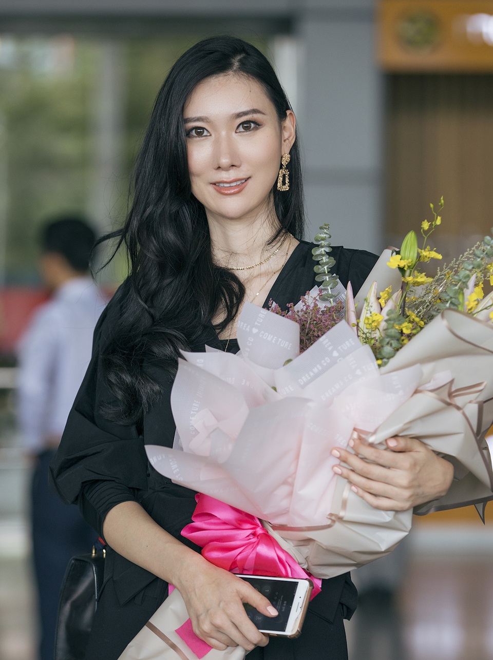 Tân Hoa hậu Hoàn vũ Hàn Quốc Lee Yeon Joo đến Việt Nam - 8 Tân Hoa hậu Hoàn vũ Hàn Quốc Lee Yeon Joo đến Việt Nam - 8