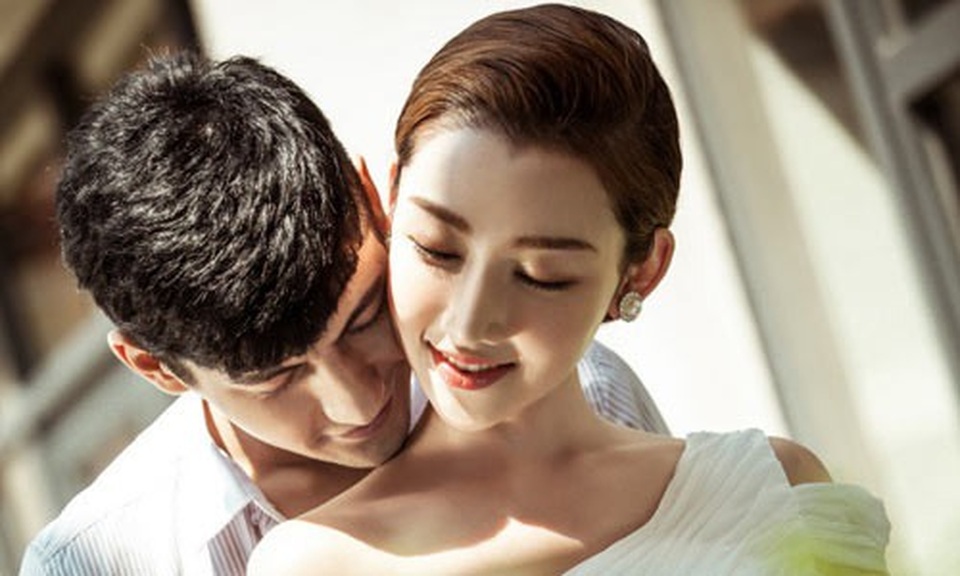 “Ông ăn chả, bà ăn nem” nhưng gã trai gửi clip nóng giữa anh ta và vợ thì tôi nổi điên - 1 “Ông ăn chả, bà ăn nem” nhưng gã trai gửi clip nóng giữa anh ta và vợ thì tôi nổi điên - 1