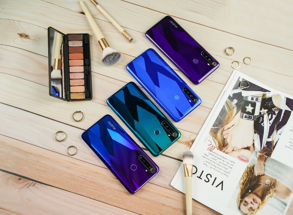 Giải mã “ hiện tượng” mới- Realme- được giới trẻ yêu thích và săn đón - 1 Giải mã “ hiện tượng” mới- Realme- được giới trẻ yêu thích và săn đón - 1