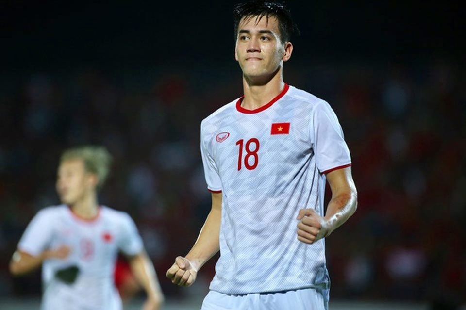Tháng 11 bão táp với HLV Park Hang Seo cho mục tiêu World Cup và SEA Games - 3 Tháng 11 bão táp với HLV Park Hang Seo cho mục tiêu World Cup và SEA Games - 3