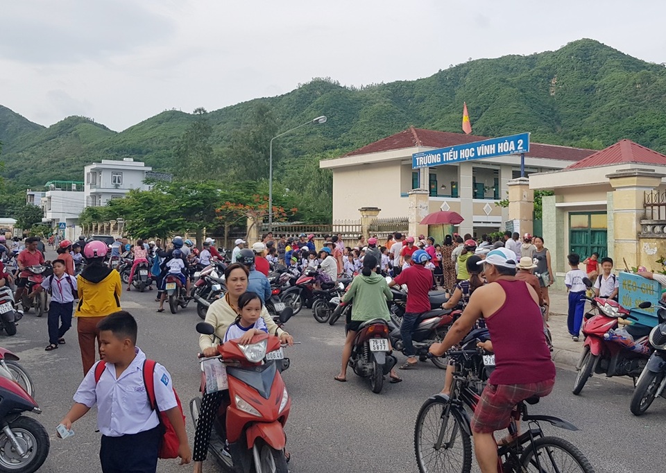 Nhà ở xã hội ồ ạt mọc lên, phụ huynh lo thiếu nơi học cho con - 3 Nhà ở xã hội ồ ạt mọc lên, phụ huynh lo thiếu nơi học cho con - 3