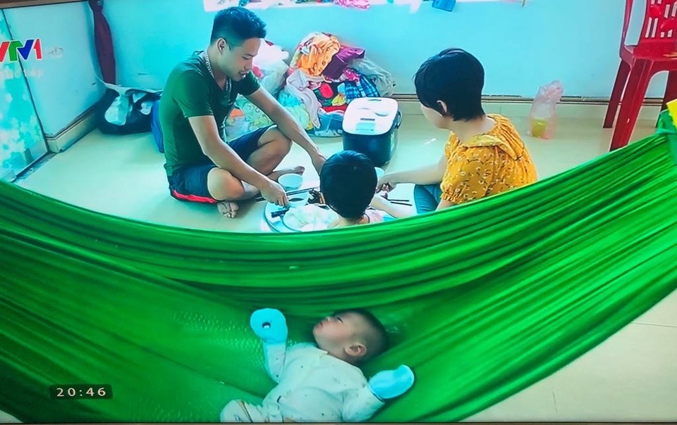 Hạnh phúc giản đơn của người mẹ ung thư vú giai đoạn cuối bên gia đình - 3 Hạnh phúc giản đơn của người mẹ ung thư vú giai đoạn cuối bên gia đình - 3