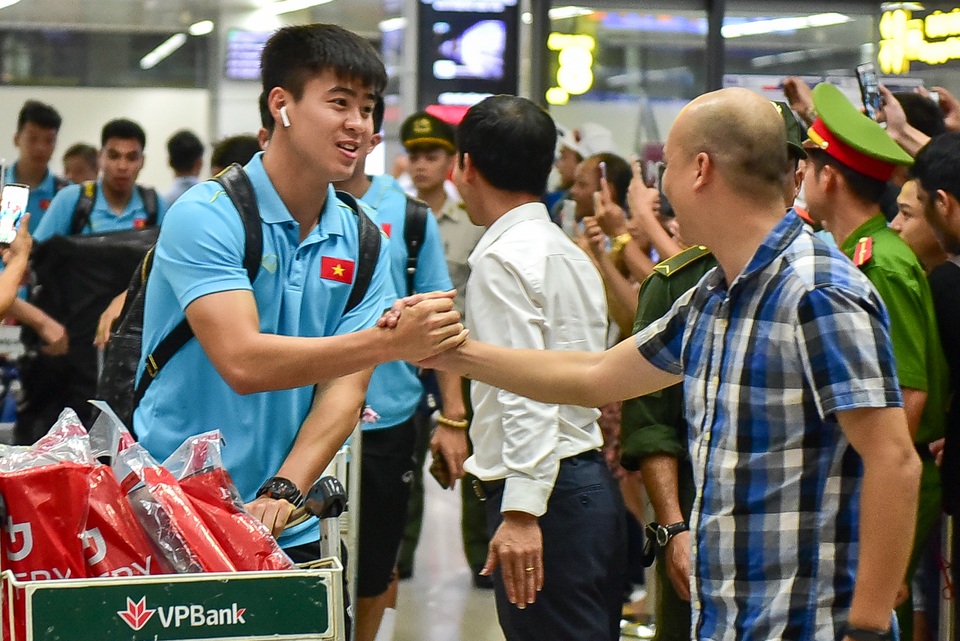 Bùi Tiến Dũng, Duy Mạnh dè chừng các đối thủ UAE, Thái Lan - 3 Bùi Tiến Dũng, Duy Mạnh dè chừng các đối thủ UAE, Thái Lan - 3