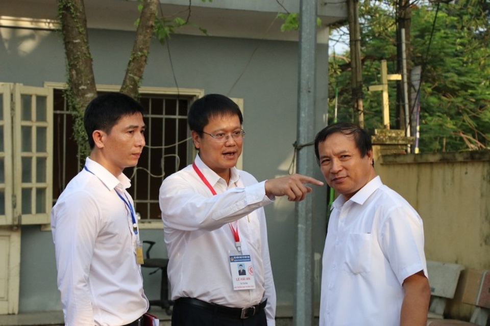 Xót thương thầy giáo tâm huyết, người lãnh đạo tận tụy - Thứ trưởng Lê Hải An - 2 Xót thương thầy giáo tâm huyết, người lãnh đạo tận tụy - Thứ trưởng Lê Hải An - 2