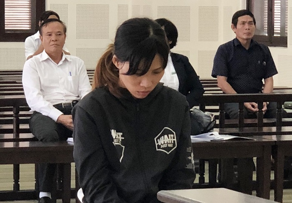 Nữ giúp việc trộm sổ tiết kiệm, rút 700 triệu tậu xe và cưới chồng - 1 Nữ giúp việc trộm sổ tiết kiệm, rút 700 triệu tậu xe và cưới chồng - 1