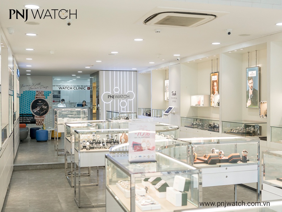 PNJ Watch: Nhà phân phối của gần 50 thương hiệu đồng hồ, mắt kính - 3 PNJ Watch: Nhà phân phối của gần 50 thương hiệu đồng hồ, mắt kính - 3