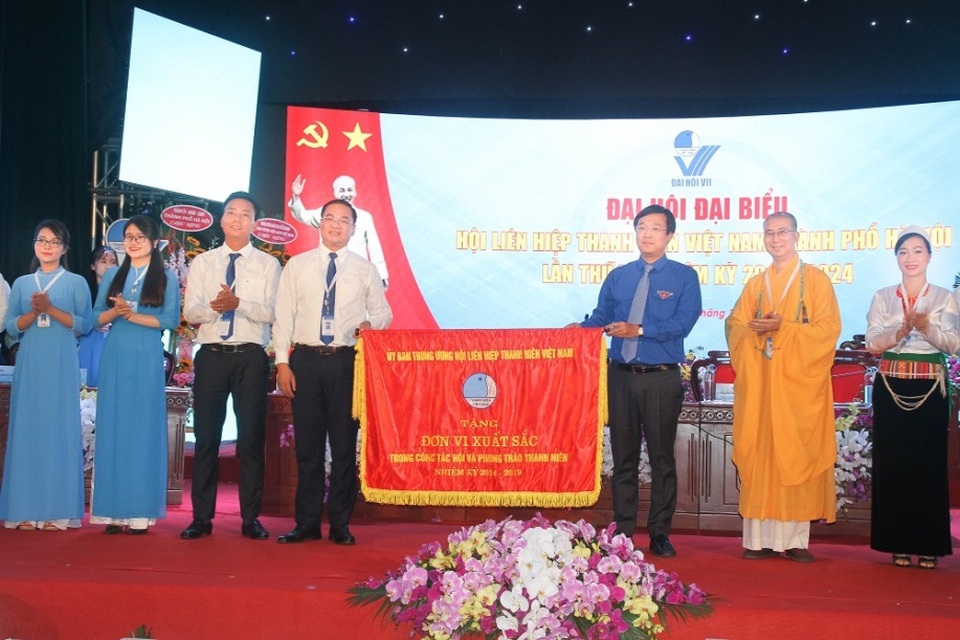 “Thanh niên Thủ đô tiên phong mang sức trẻ phục vụ đất nước” - 3 “Thanh niên Thủ đô tiên phong mang sức trẻ phục vụ đất nước” - 3