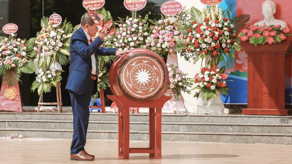 Trường Cao đẳng Công thương Việt Nam tưng bừng chào đón năm học 2019-2020 - 2 Trường Cao đẳng Công thương Việt Nam tưng bừng chào đón năm học 2019-2020 - 2