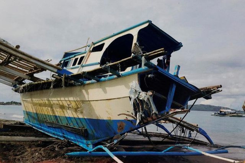 Tàu dân quân Trung Quốc bị nghi đội lốt tàu cá trong vụ đâm tàu Philippines - 1 Tàu dân quân Trung Quốc bị nghi đội lốt tàu cá trong vụ đâm tàu Philippines - 1