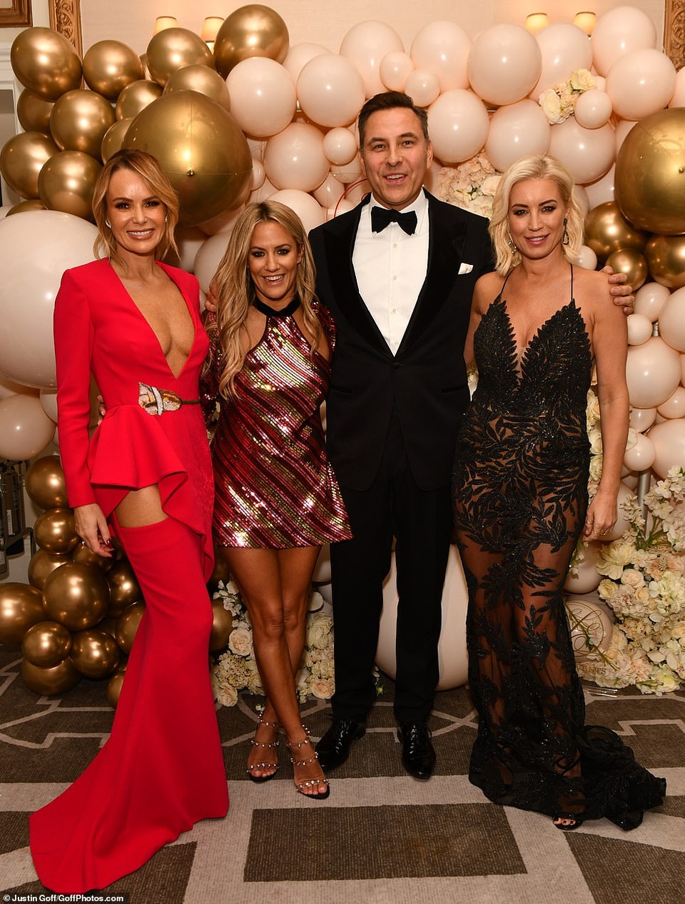 MC 48 tuổi Amanda Holden diện váy hở táo bạo - 5 MC 48 tuổi Amanda Holden diện váy hở táo bạo - 5