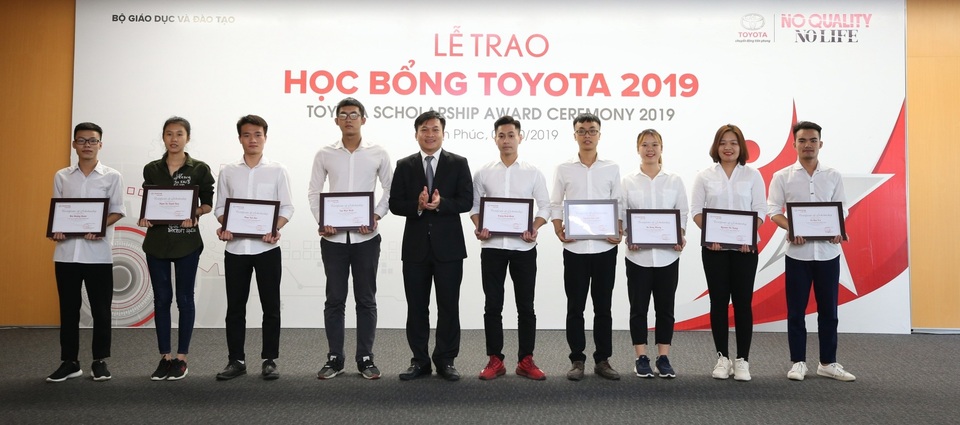 Toyota Việt Nam: Phát triển nguồn nhân lực từ sự bền bỉ trong chính sách đào tạo - 2 Toyota Việt Nam: Phát triển nguồn nhân lực từ sự bền bỉ trong chính sách đào tạo - 2