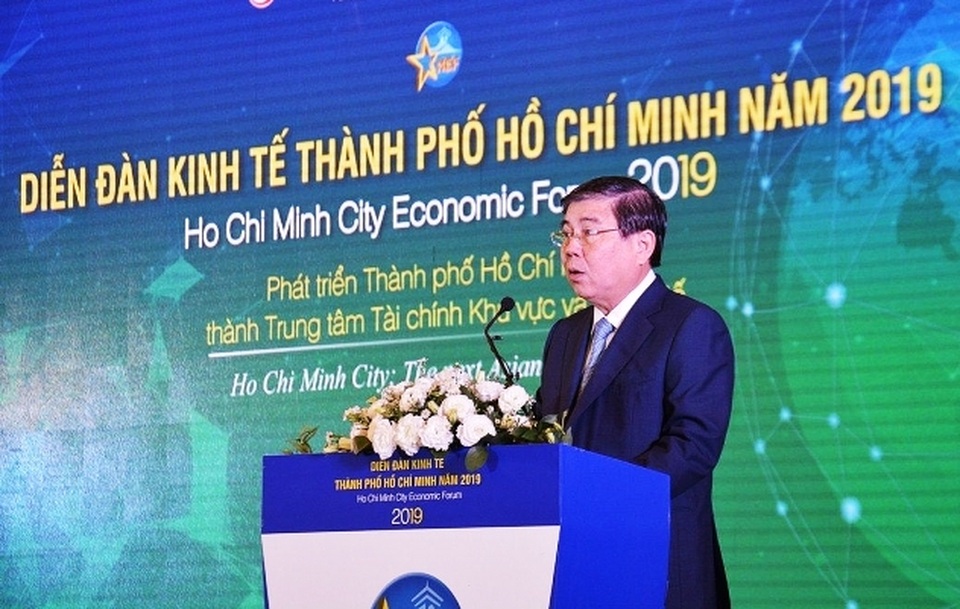 TPHCM muốn “vươn mình” thành trung tâm tài chính khu vực và quốc tế - 2 TPHCM muốn “vươn mình” thành trung tâm tài chính khu vực và quốc tế - 2