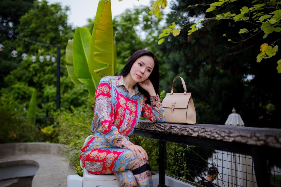 Nguyệt “Những nhân viên gương mẫu” tiết lộ hôn nhân hạnh phúc - 5 Nguyệt “Những nhân viên gương mẫu” tiết lộ hôn nhân hạnh phúc - 5