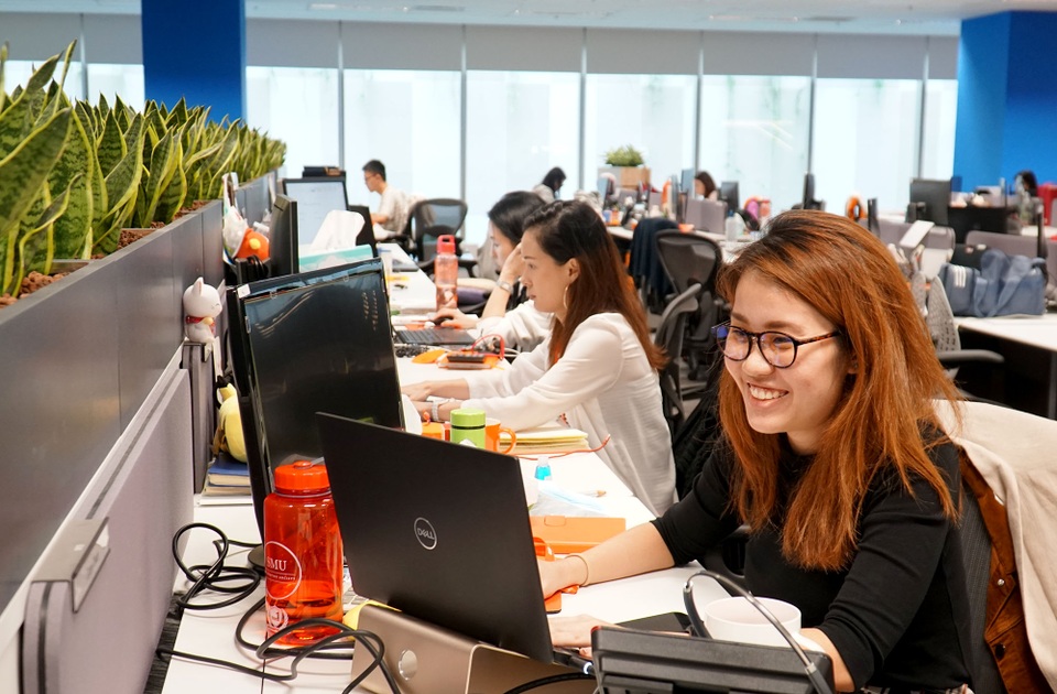 Trụ sở Shopee copy.jpg Trụ sở Shopee copy.jpg