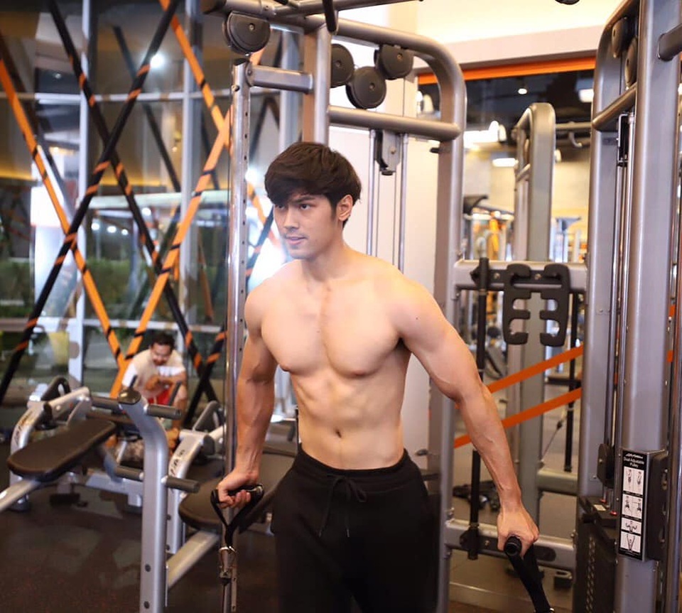 Nhan sắc “cực phẩm” bạn trai Thái Lan của hot girl Trang Anna - 7 Nhan sắc “cực phẩm” bạn trai Thái Lan của hot girl Trang Anna - 7