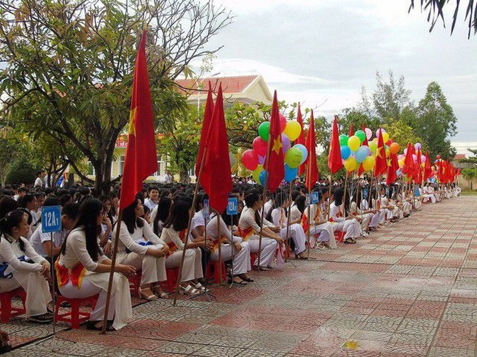 Quảng Bình sáp nhập 30 trường học thành 15 trường - 1