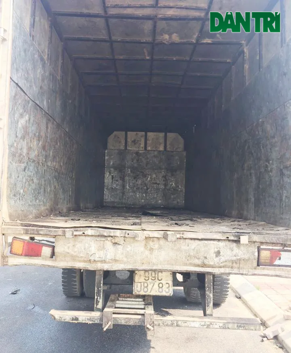 Manh mối nào khiến thủ phạm đổ chất thải “đầu độc” nguồn nước sông Đà bị bắt giữ? - 8 Manh mối nào khiến thủ phạm đổ chất thải “đầu độc” nguồn nước sông Đà bị bắt giữ? - 8