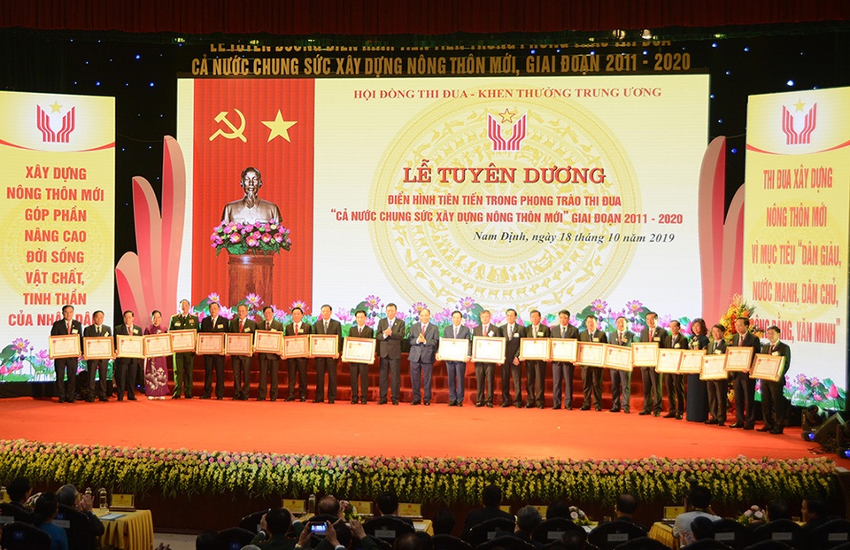 EVN đón nhận Huân chương Lao động hạng nhất vì những đóng góp cho chương trình xây dựng nông thôn mới - 2 EVN đón nhận Huân chương Lao động hạng nhất vì những đóng góp cho chương trình xây dựng nông thôn mới - 2