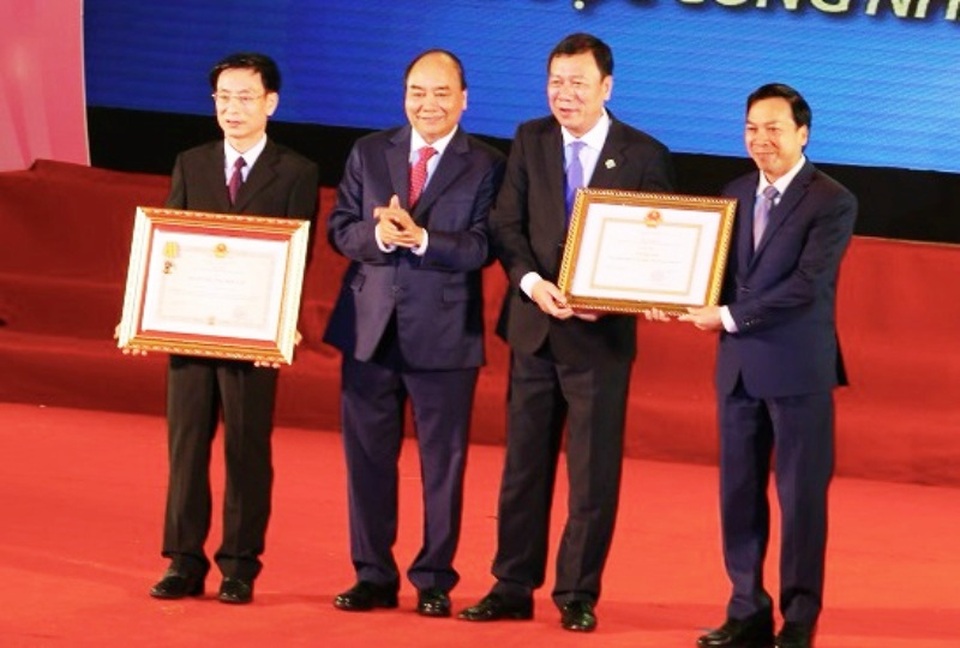 Thủ tướng phát động phong trào “Cả nước chung sức xây dựng Nông thôn mới” - 4 Thủ tướng phát động phong trào “Cả nước chung sức xây dựng Nông thôn mới” - 4