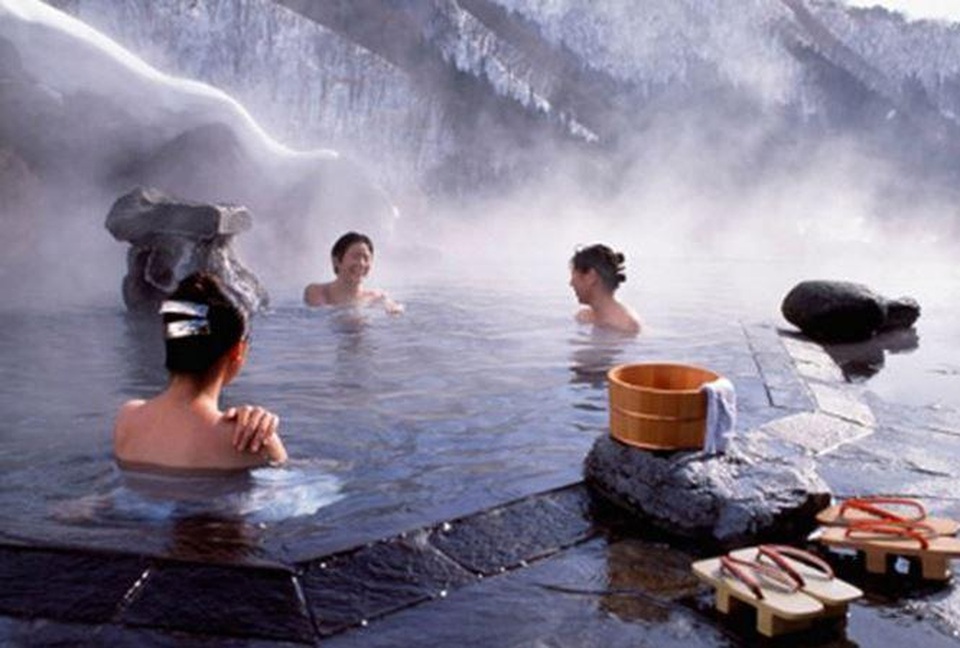 Tắm khoáng nóng Onsen - Nét văn hóa đặc trưng không thể thiếu tại Nhật Bản - 1 Tắm khoáng nóng Onsen - Nét văn hóa đặc trưng không thể thiếu tại Nhật Bản - 1