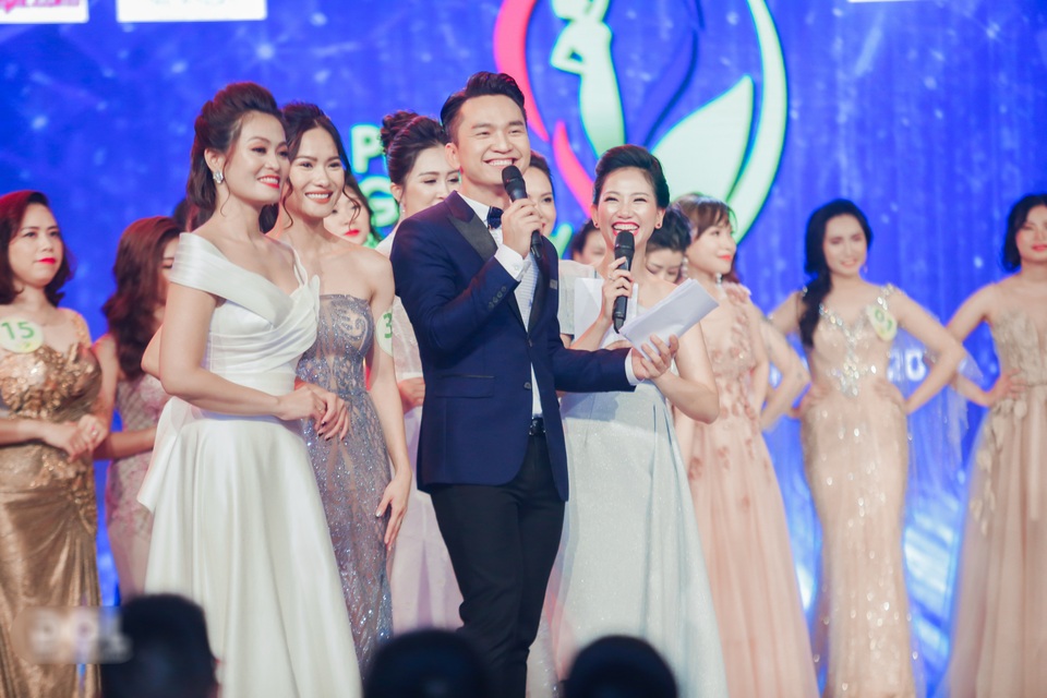 Phóng viên Dân trí đăng quang Á khôi 2 Press Green Beauty 2019 - 16 Phóng viên Dân trí đăng quang Á khôi 2 Press Green Beauty 2019 - 16