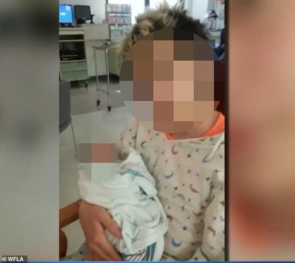 Bảo mẫu 28 tuổi mang thai với bé trai 11 tuổi - 3 Bảo mẫu 28 tuổi mang thai với bé trai 11 tuổi - 3