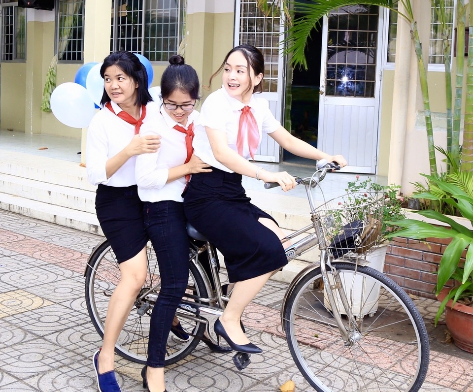 Lan Phương kể quá khứ bị quấy rối, bày tỏ phụ nữ cần được bảo vệ - 8 Lan Phương kể quá khứ bị quấy rối, bày tỏ phụ nữ cần được bảo vệ - 8