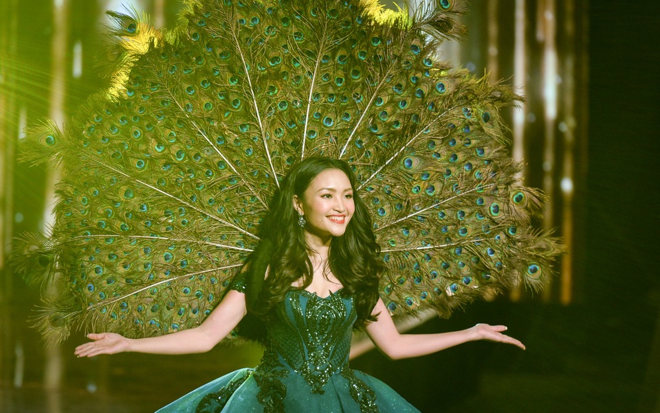 Phóng viên Dân trí đăng quang Á khôi 2 Press Green Beauty 2019 - 8 Phóng viên Dân trí đăng quang Á khôi 2 Press Green Beauty 2019 - 8