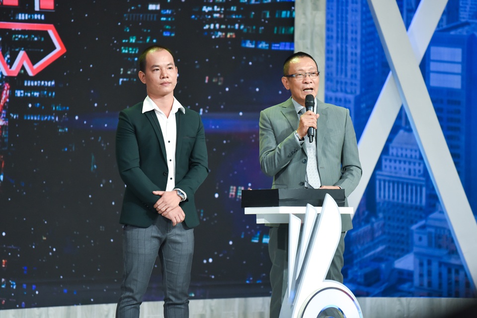 MC Lại Văn Sâm khuyến khích các bạn trẻ hãy tự tin, dám nghĩ - dám làm - 5 MC Lại Văn Sâm khuyến khích các bạn trẻ hãy tự tin, dám nghĩ - dám làm - 5