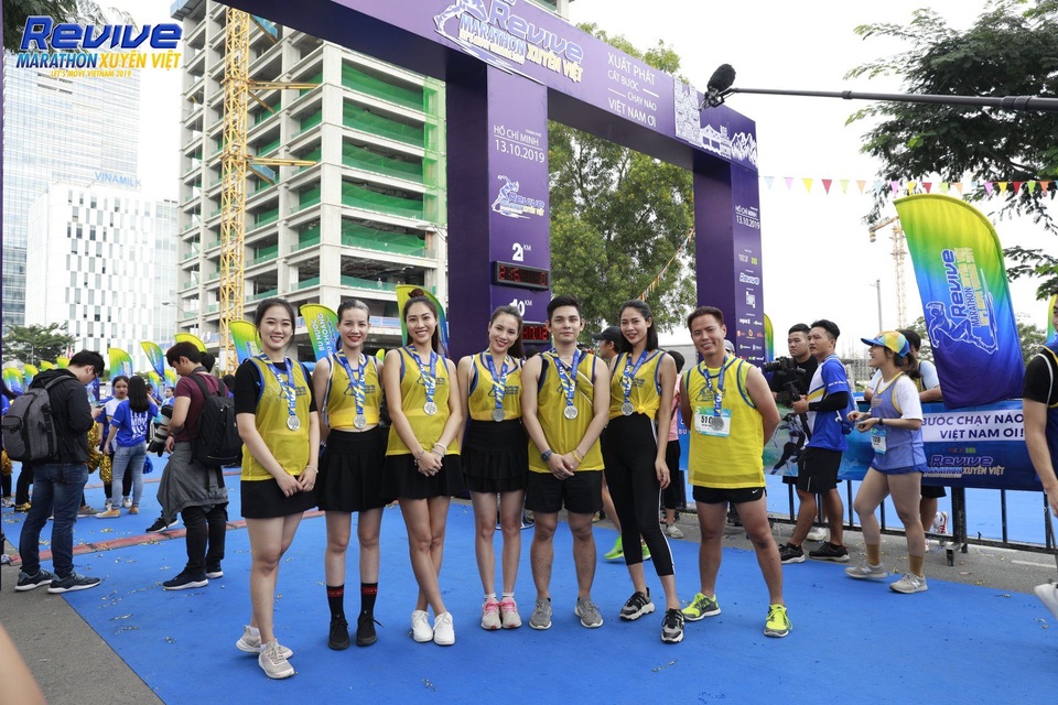Revive Marathon Xuyên Việt: Khơi cảm hứng giúp đỡ cộng đồng từ chạy bộ - 4 Revive Marathon Xuyên Việt: Khơi cảm hứng giúp đỡ cộng đồng từ chạy bộ - 4