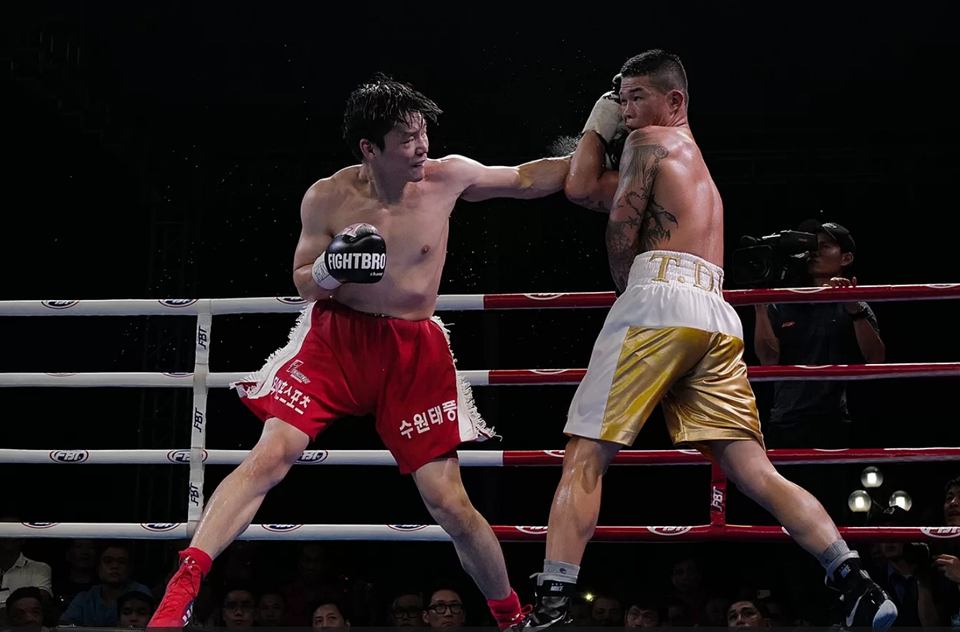 Trương Đình Hoàng đoạt đai WBA Đông Á - 2