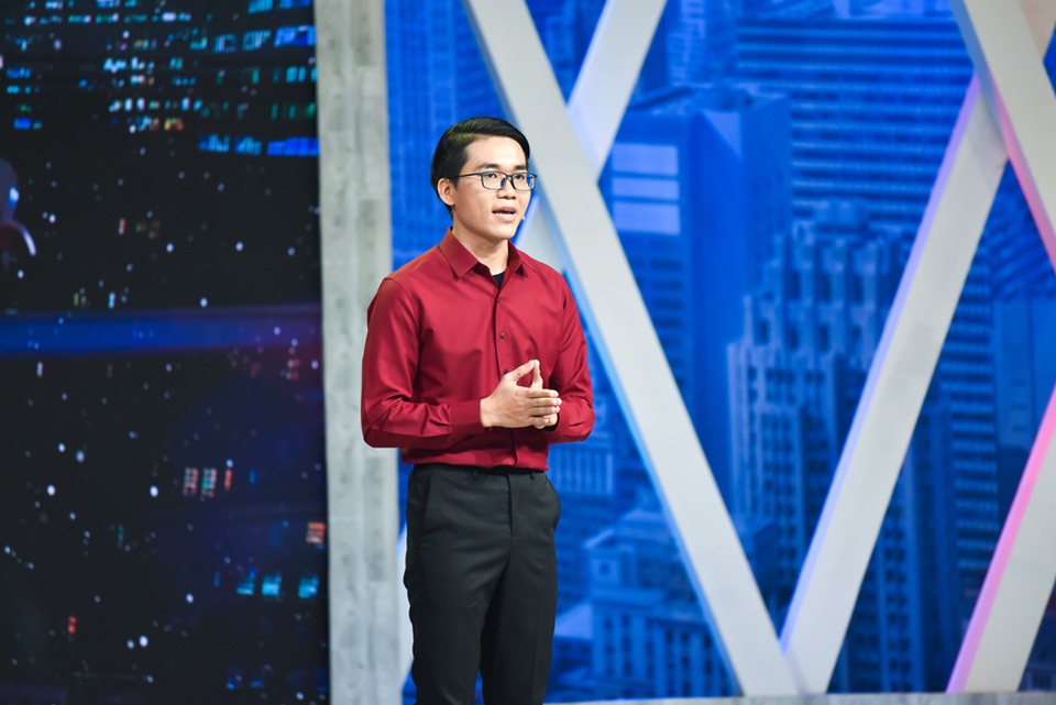 MC Lại Văn Sâm khuyến khích các bạn trẻ hãy tự tin, dám nghĩ - dám làm - 6 MC Lại Văn Sâm khuyến khích các bạn trẻ hãy tự tin, dám nghĩ - dám làm - 6