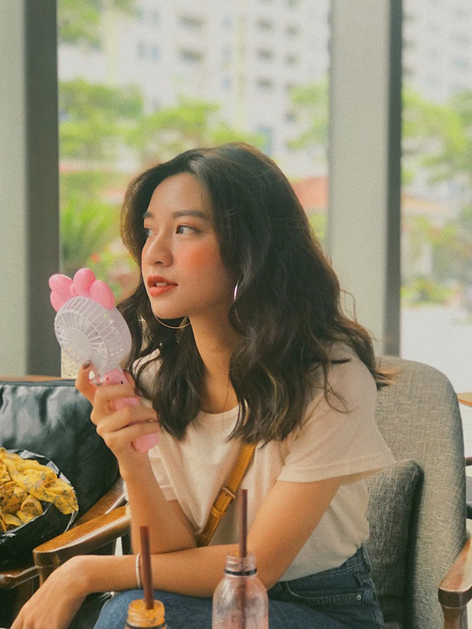 Vẻ đẹp dễ thương của nàng thơ phố núi - 8 Vẻ đẹp dễ thương của nàng thơ phố núi - 8