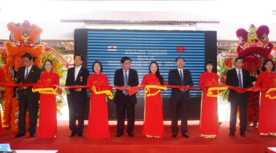 “Mục sở thị” nuôi, nhân giống cá Koi Nhật Bản tại Bình Định - 1 “Mục sở thị” nuôi, nhân giống cá Koi Nhật Bản tại Bình Định - 1