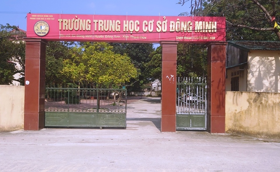Yêu cầu xác minh việc phụ huynh “tố” phải đóng tiền hỗ trợ xăng xe cho giáo viên - 1 Yêu cầu xác minh việc phụ huynh “tố” phải đóng tiền hỗ trợ xăng xe cho giáo viên - 1