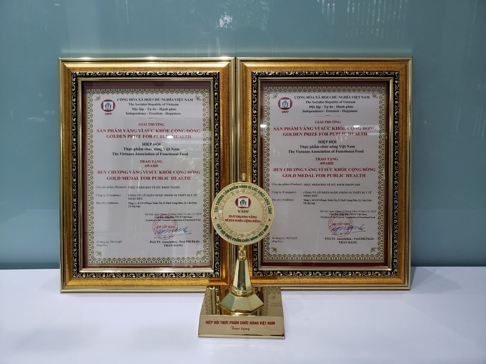Công ty Nhật Đức vinh dự nhận giải thưởng cao quý của Hiệp hội Thực phẩm chức năng Việt Nam - 4 Công ty Nhật Đức vinh dự nhận giải thưởng cao quý của Hiệp hội Thực phẩm chức năng Việt Nam - 4