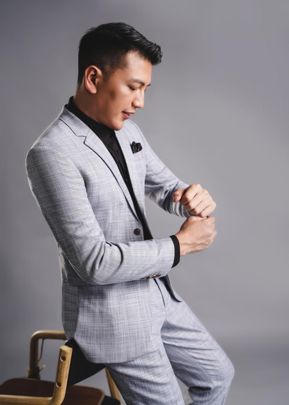 Gu thời trang tinh tế của chàng bác sĩ điển trai thế hệ 8x - 1