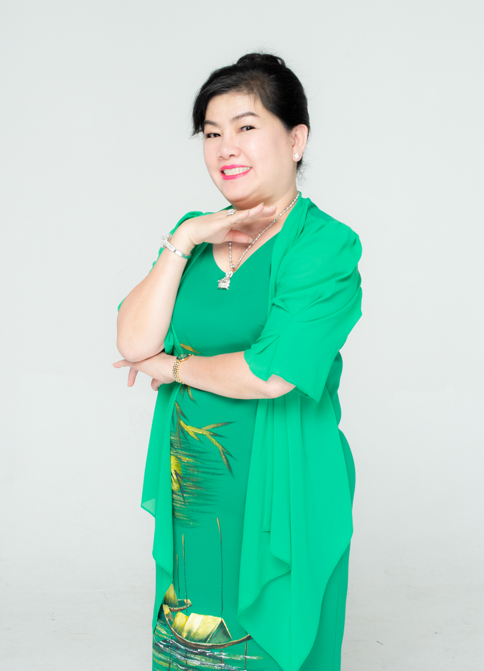 NSX phim Dung Bình Dương: “Tôi sẽ làm từ thiện 1 tỷ đồng khi Ngốc Ơi Tuổi 17 công chiếu!” - 2 NSX phim Dung Bình Dương: “Tôi sẽ làm từ thiện 1 tỷ đồng khi Ngốc Ơi Tuổi 17 công chiếu!” - 2