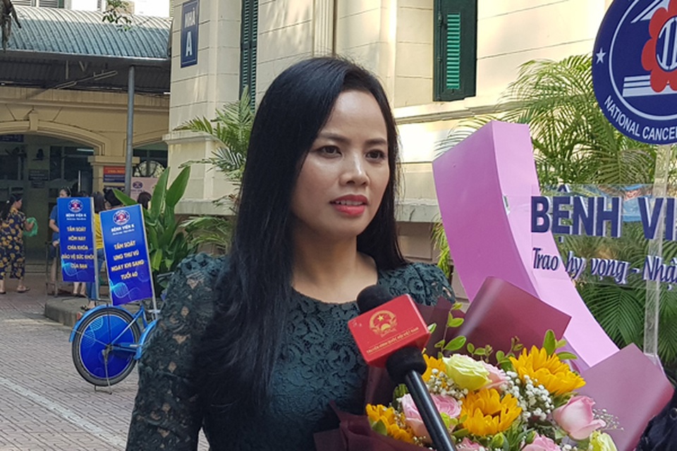 Hành động nhỏ giúp PGĐ ngân hàng xinh đẹp thoát án tử ung thư - 1