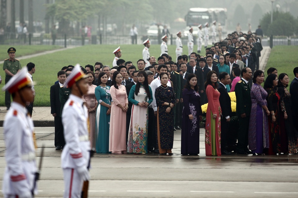 Lãnh đạo Đảng và Nhà nước vào Lăng viếng Chủ tịch Hồ Chí Minh - 8 Lãnh đạo Đảng và Nhà nước vào Lăng viếng Chủ tịch Hồ Chí Minh - 8