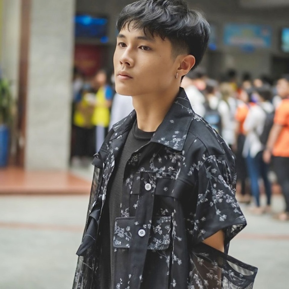 Chàng trai Vũng Tàu sở hữu góc nghiêng thần thánh” đốn tim phái nữ - 4 Chàng trai Vũng Tàu sở hữu góc nghiêng thần thánh” đốn tim phái nữ - 4