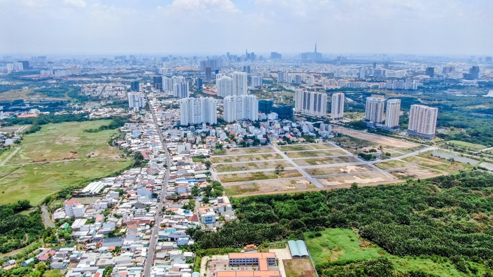 TP.HCM hiếm nguồn cung, nhiều nhà đầu tư đổ về khu Nam Sài Gòn - 1 TP.HCM hiếm nguồn cung, nhiều nhà đầu tư đổ về khu Nam Sài Gòn - 1